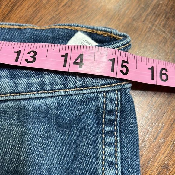 Lucky Brand Denim Patch Pocket Short Sz 8/29 Inseam 2.5" EUC - Picture 12 of 14